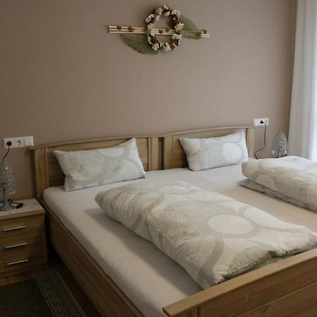 Ferienwohnung Am Berg Bräunlingen Exterior foto